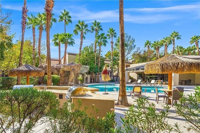 5250 South Rainbow Boulevard 2003, Las Vegas, NV 89118