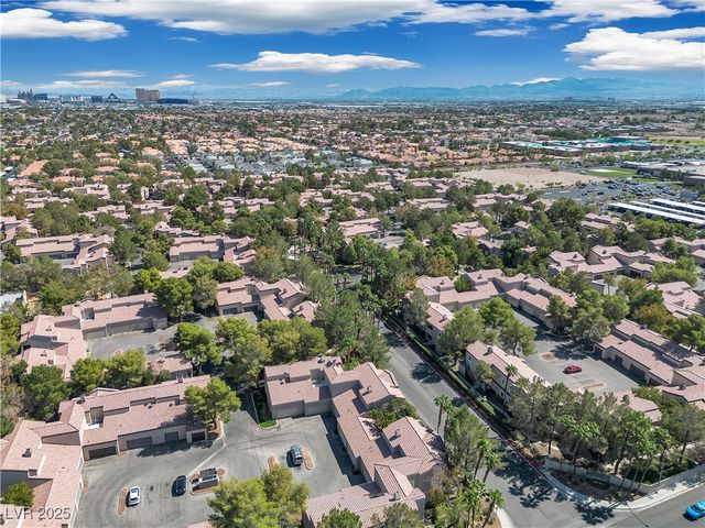 5250 South Rainbow Boulevard 2003, Las Vegas, NV 89118