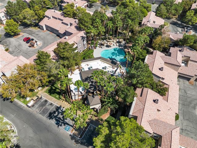 5250 South Rainbow Boulevard 2003, Las Vegas, NV 89118