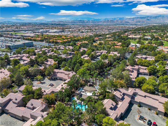 5250 South Rainbow Boulevard 2003, Las Vegas, NV 89118