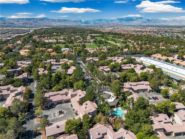 5250 South Rainbow Boulevard 2003, Las Vegas, NV 89118