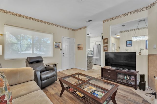 5250 South Rainbow Boulevard 2003, Las Vegas, NV 89118