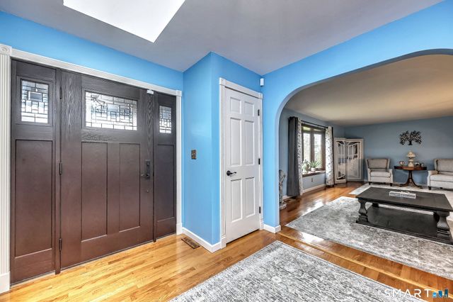 2262 Ridge Road, North Haven, CT 06473