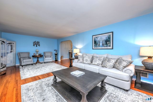 2262 Ridge Road, North Haven, CT 06473