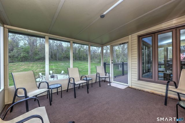 2262 Ridge Road, North Haven, CT 06473