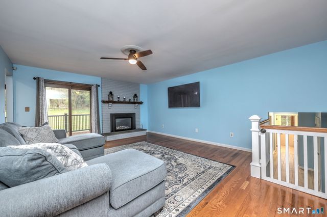 2262 Ridge Road, North Haven, CT 06473