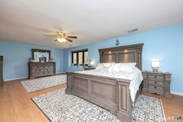 2262 Ridge Road, North Haven, CT 06473