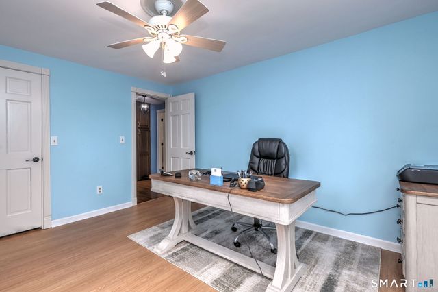 2262 Ridge Road, North Haven, CT 06473