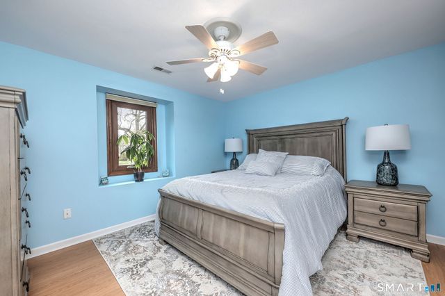 2262 Ridge Road, North Haven, CT 06473