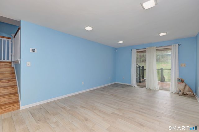 2262 Ridge Road, North Haven, CT 06473