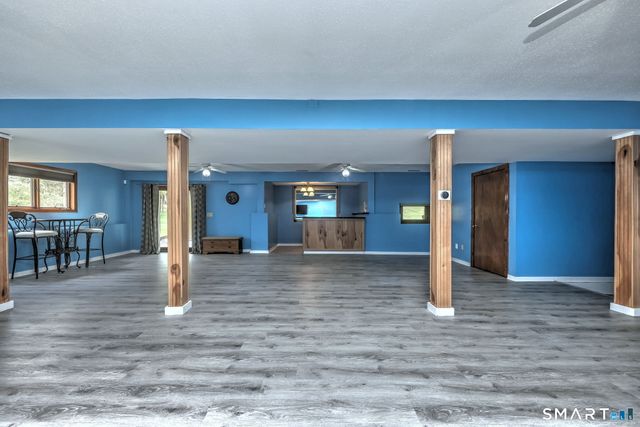 2262 Ridge Road, North Haven, CT 06473