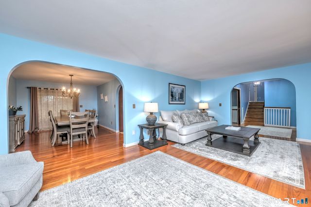 2262 Ridge Road, North Haven, CT 06473