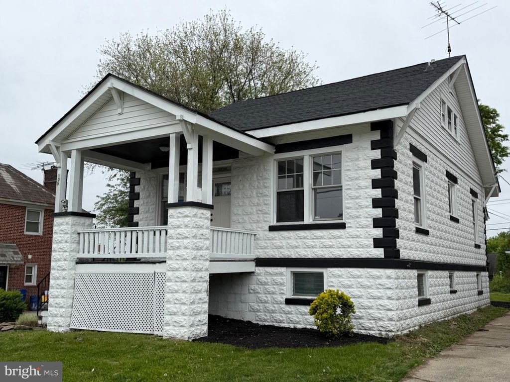 Image 12 of property listing at 3505 FRANKFORD AVE, Baltimore, MD 21214