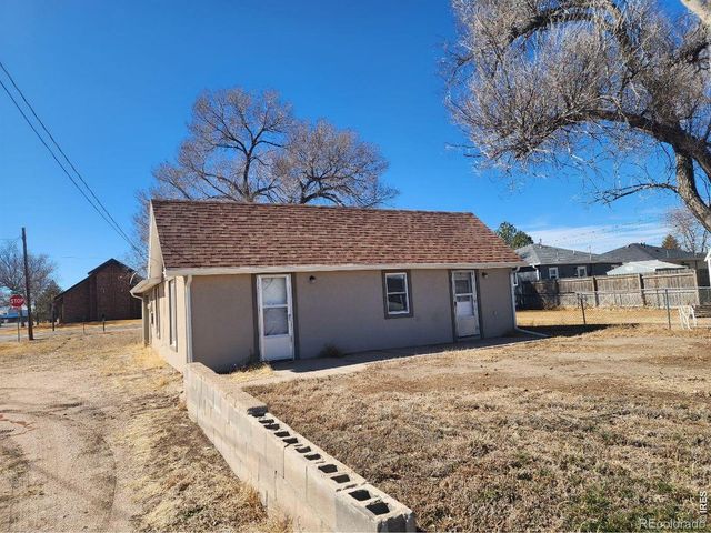 501 N 6th Avenue, Sterling, CO 80751