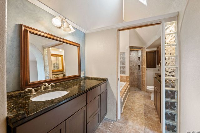 34 J WILLIAMS RD, Boerne, TX 78006