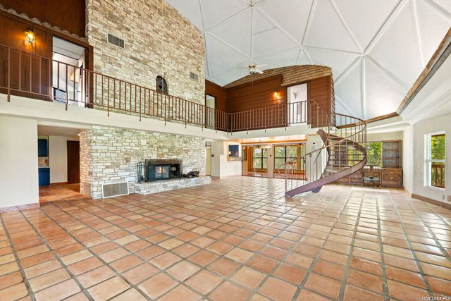 34 J WILLIAMS RD, Boerne, TX 78006