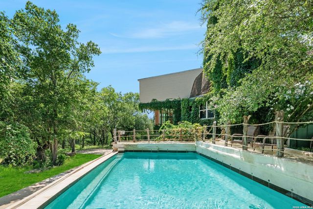 34 J WILLIAMS RD, Boerne, TX 78006