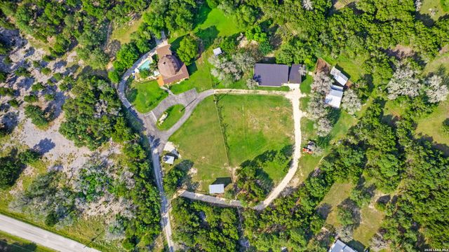34 J WILLIAMS RD, Boerne, TX 78006