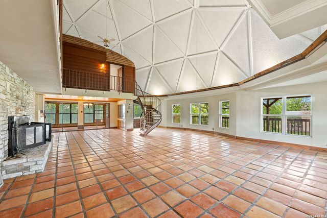 34 J WILLIAMS RD, Boerne, TX 78006
