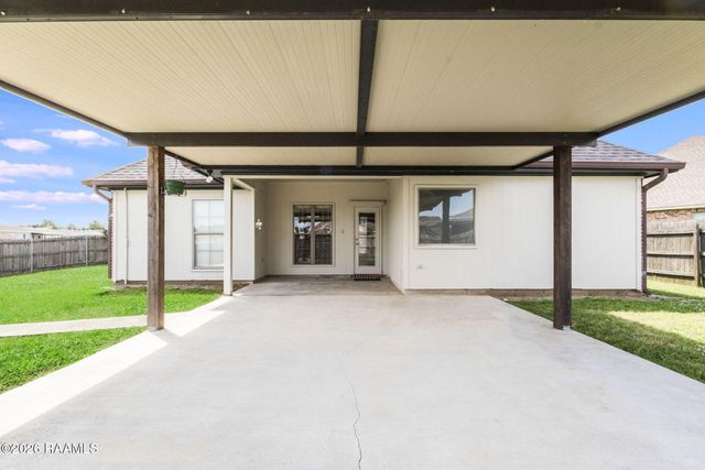 109 Country Mile Drive, Youngsville, LA 70592