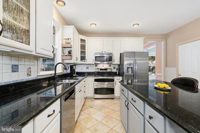 6531 BURGUNDY LN, Clarksville, MD 21029