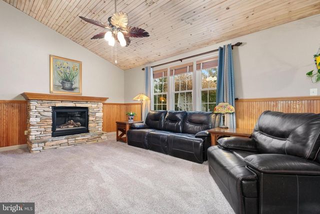 6531 BURGUNDY LN, Clarksville, MD 21029