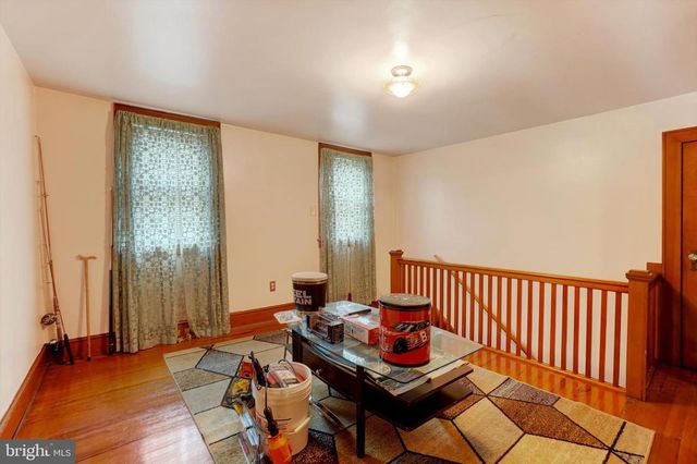 44 GLEN AVE, Glen Rock, PA 17327