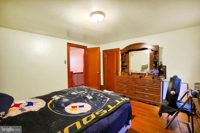 44 GLEN AVE, Glen Rock, PA 17327