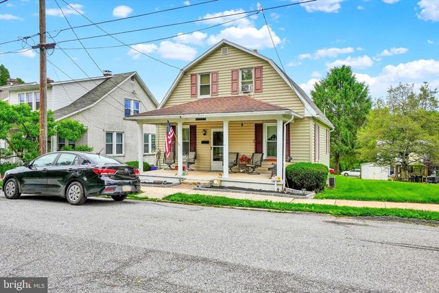 44 GLEN AVE, Glen Rock, PA 17327