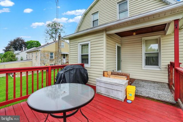 44 GLEN AVE, Glen Rock, PA 17327