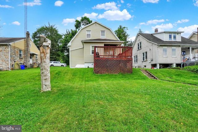44 GLEN AVE, Glen Rock, PA 17327