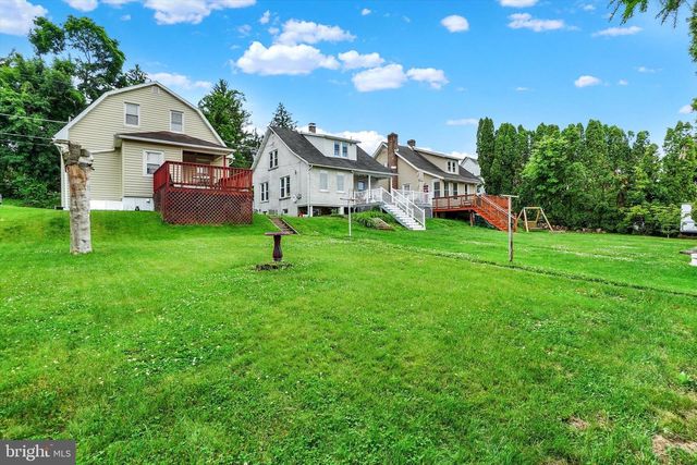 44 GLEN AVE, Glen Rock, PA 17327