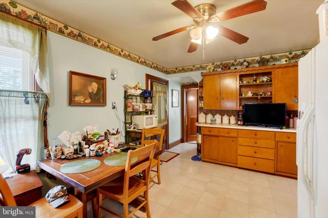 44 GLEN AVE, Glen Rock, PA 17327