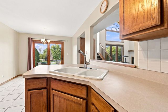 150 Harper Lane, Lemont, IL 60439