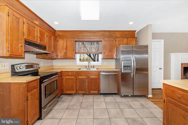 8423 PALMER RD, Middletown, MD 21769