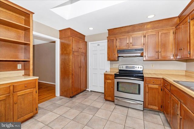 8423 PALMER RD, Middletown, MD 21769