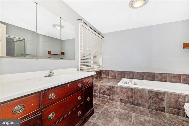 8423 PALMER RD, Middletown, MD 21769