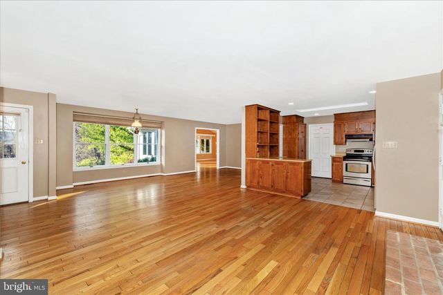 8423 PALMER RD, Middletown, MD 21769