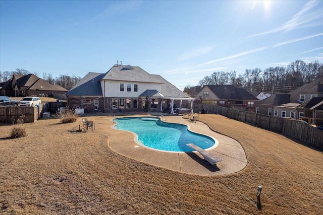 5473 SOUTHERN WINDS DR, Arlington, TN 38002