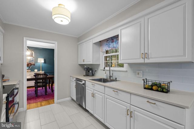 6106 ROXBURY AVE, Springfield, VA 22152