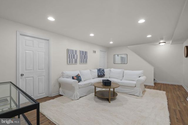 6106 ROXBURY AVE, Springfield, VA 22152