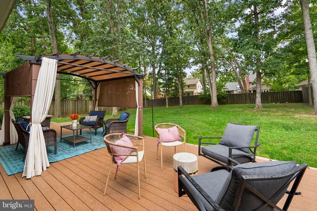 6106 ROXBURY AVE, Springfield, VA 22152