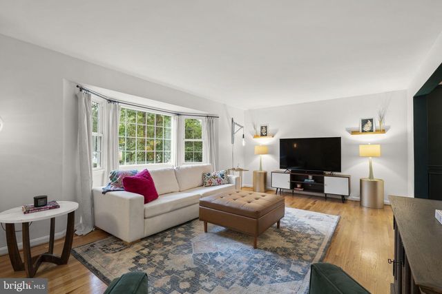 6106 ROXBURY AVE, Springfield, VA 22152