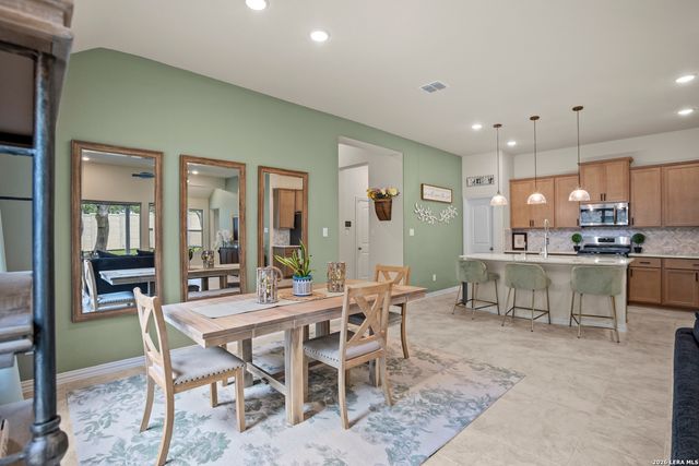 102 Bretford, Boerne, TX 78006