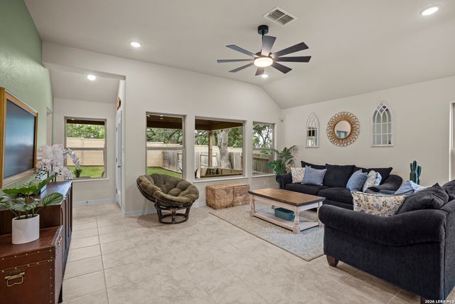 102 Bretford, Boerne, TX 78006