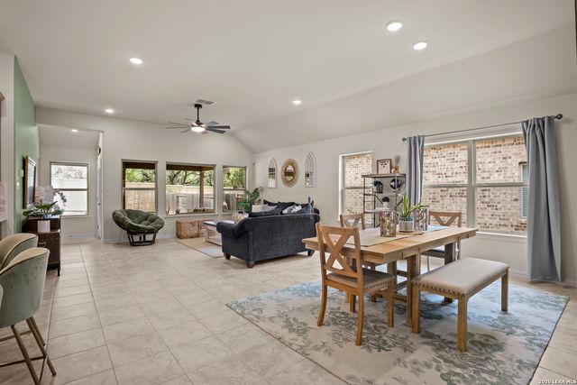 102 Bretford, Boerne, TX 78006