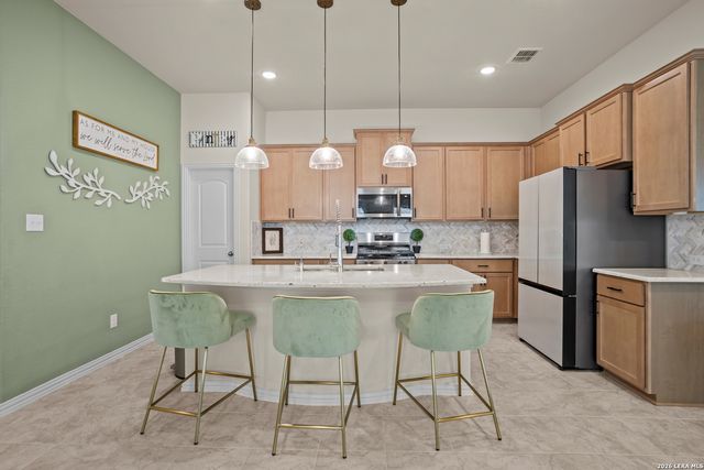 102 Bretford, Boerne, TX 78006