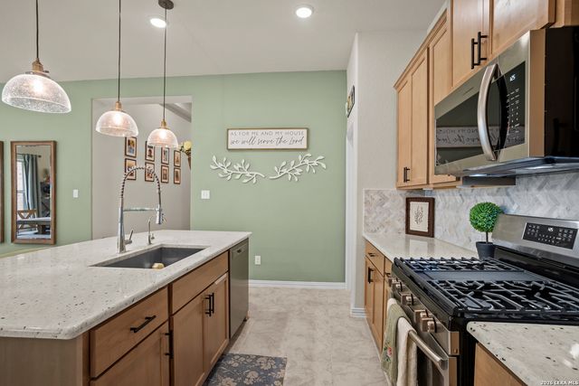 102 Bretford, Boerne, TX 78006