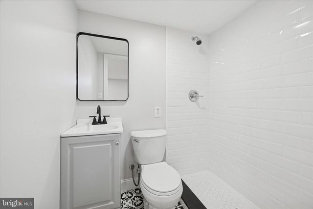 274 N OAK AVE, Clifton Heights, PA 19018