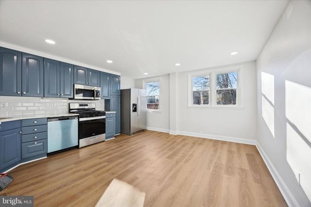 274 N OAK AVE, Clifton Heights, PA 19018